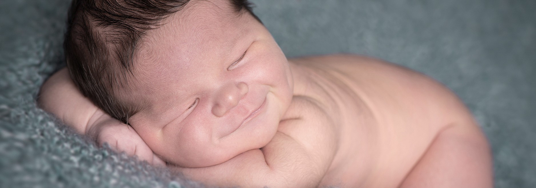 Newborn billeder i Horsens midtby – få et gratis nyfødt-billede